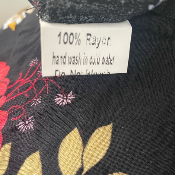 Boho Floral Shorts Jumper - L - Picture 9 of 9